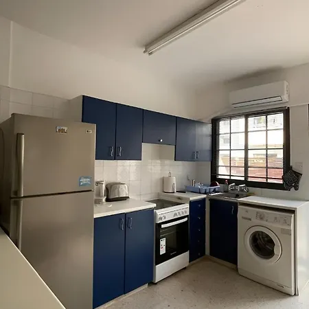 Away - 2bedroom In Tomb Of The Kings * Paphos