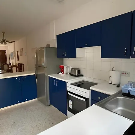 Away - 2bedroom In Tomb Of The Kings *